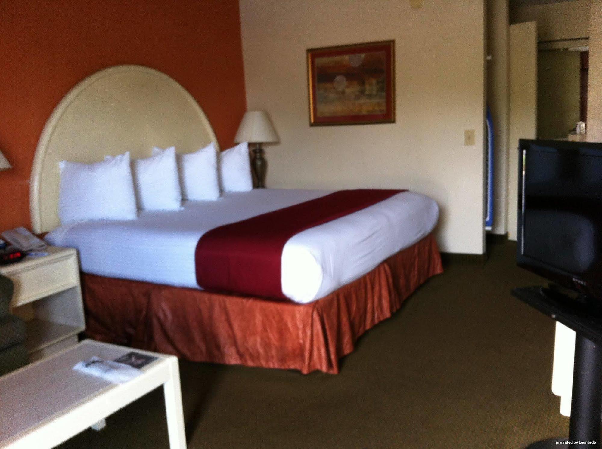 Best Western Airport Inn Pearl Exterior photo
