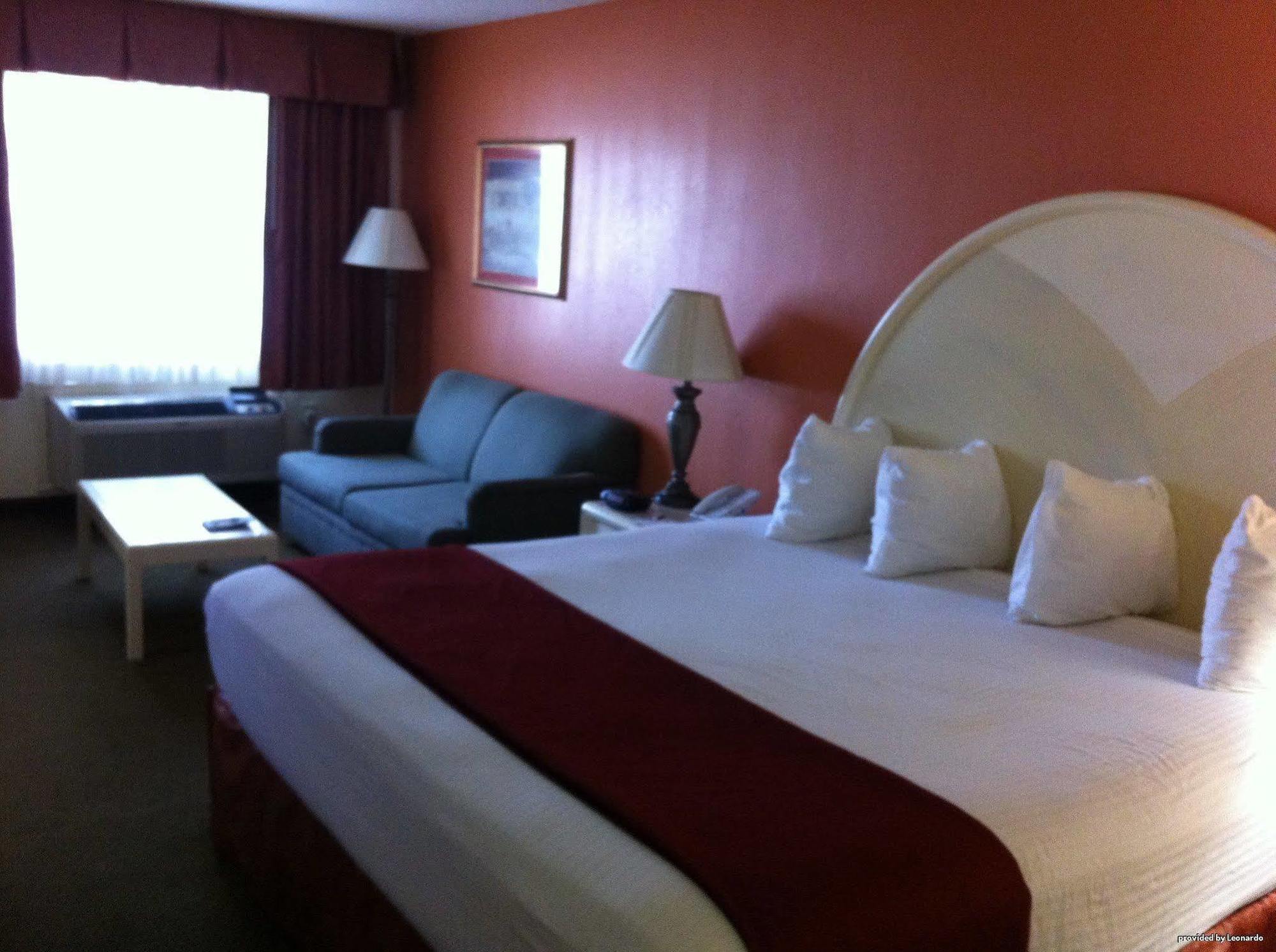 Best Western Airport Inn Pearl Exterior photo