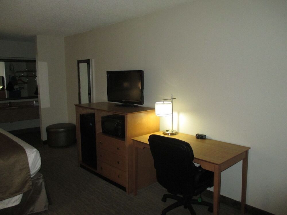 Best Western Airport Inn Pearl Exterior photo